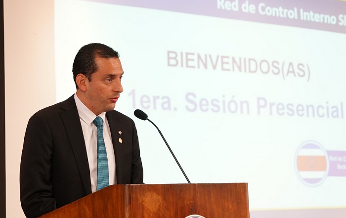 Marlon Navarro, ministro ai de Mideplan