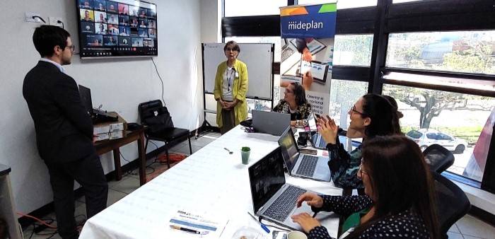 Mideplan prepara metodología para elaborar Política Nacional de Desarrollo Regional